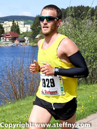 Felix Köhler siegte bei den Herren beim Schluchseelauf